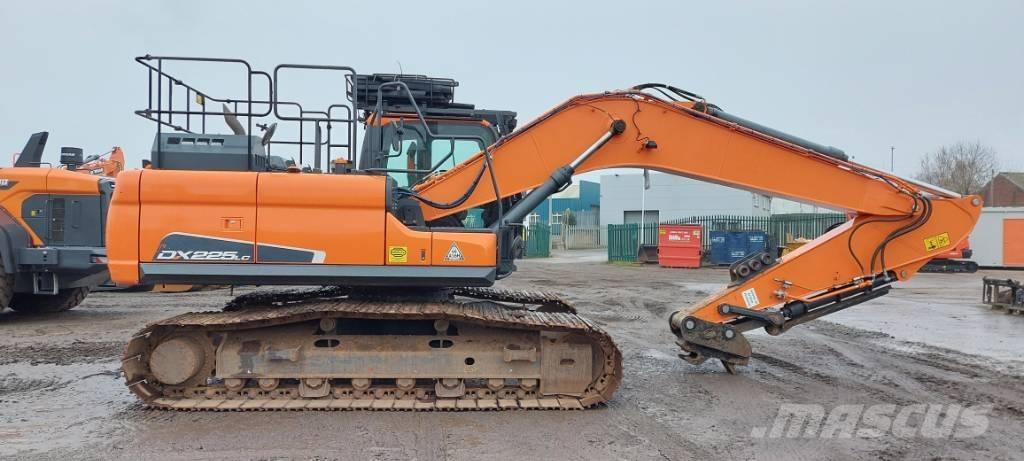 Develon DX225LC-5 Escavatori cingolati