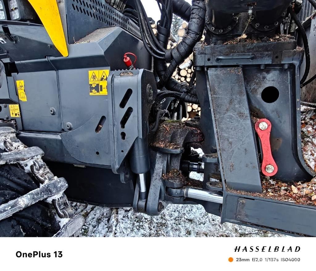 Ponsse Buffalo 8W Forwarder