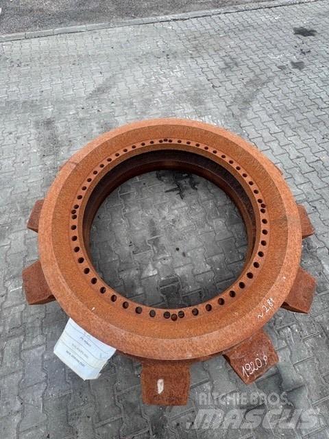 CAT 6040 SPROCKET Catene, cingoli e sottocarro