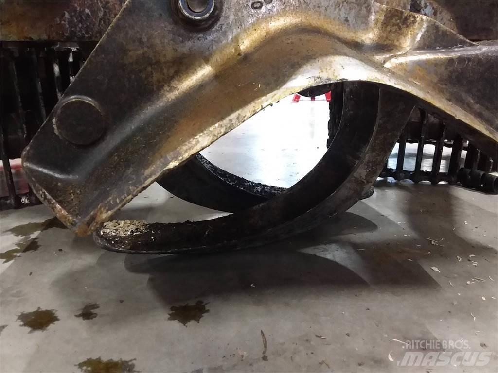 Komatsu S132 Decespugliatrici e trinciatrici idrauliche