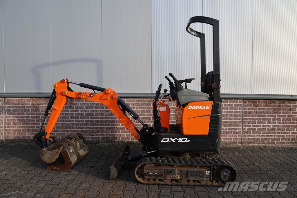 Doosan DX10 Miniescavatori