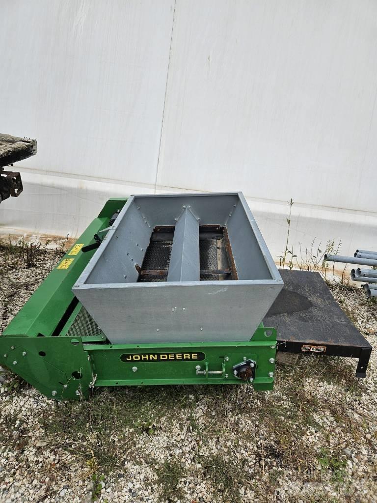 John Deere TD 100 Spanditori