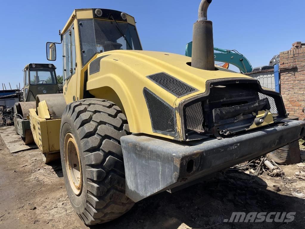 Bomag 226-4 Rulli monotamburo