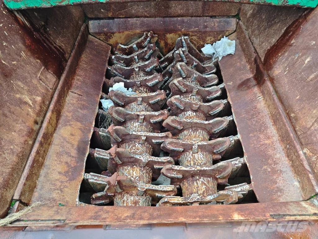 Haas 700x2000 Trituratori di rifiuti