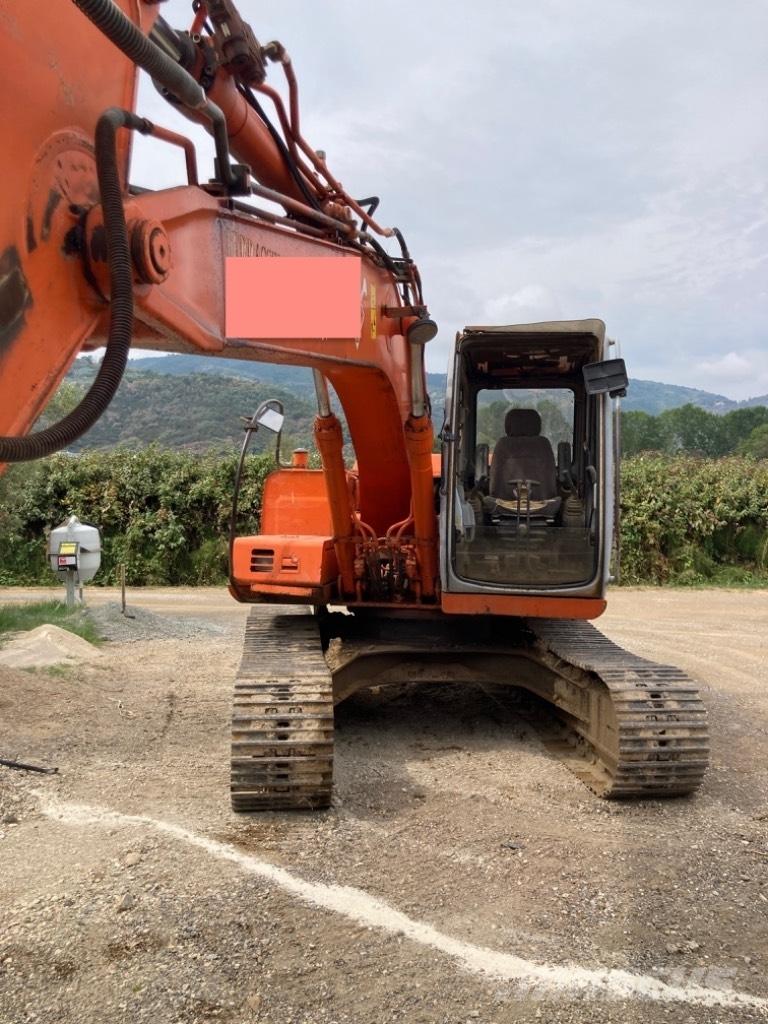 Hitachi EX 135 Escavatori cingolati