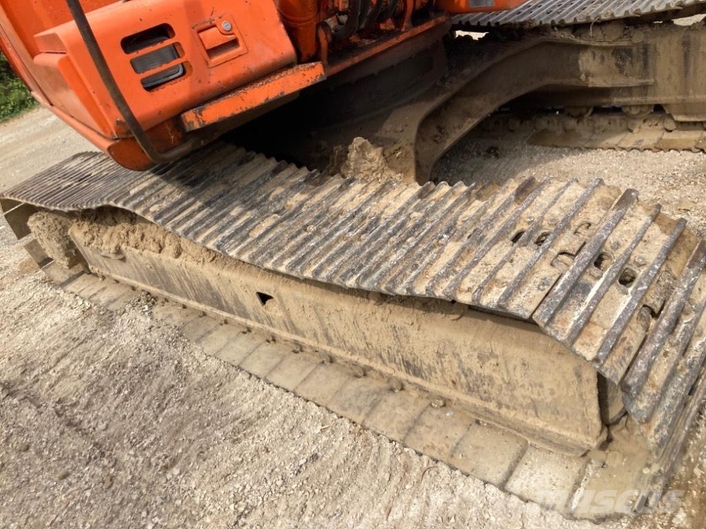 Hitachi EX 135 Escavatori cingolati