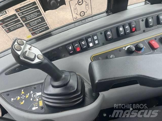 JCB 407 Agri Pale gommate