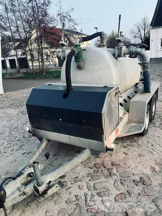 Głowacz G3 Rimorchi cisterna