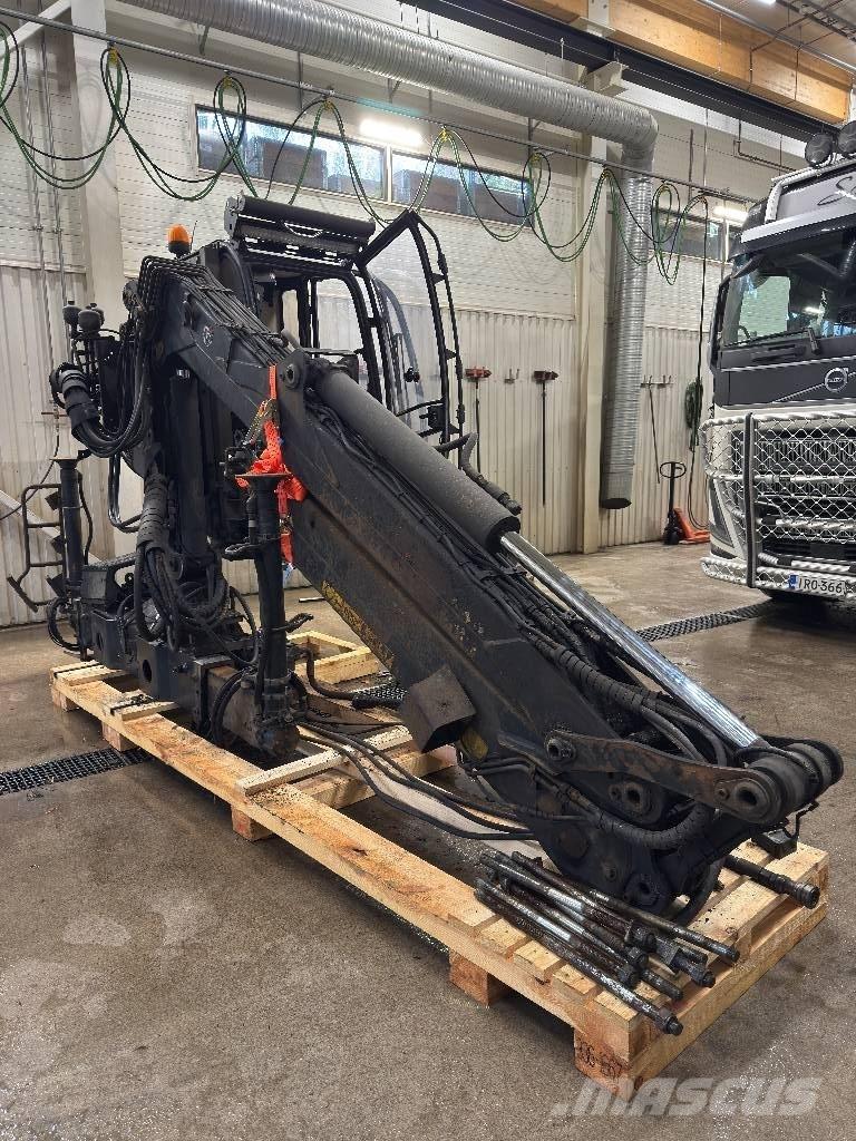 Loglift 118 S T Gru per legname