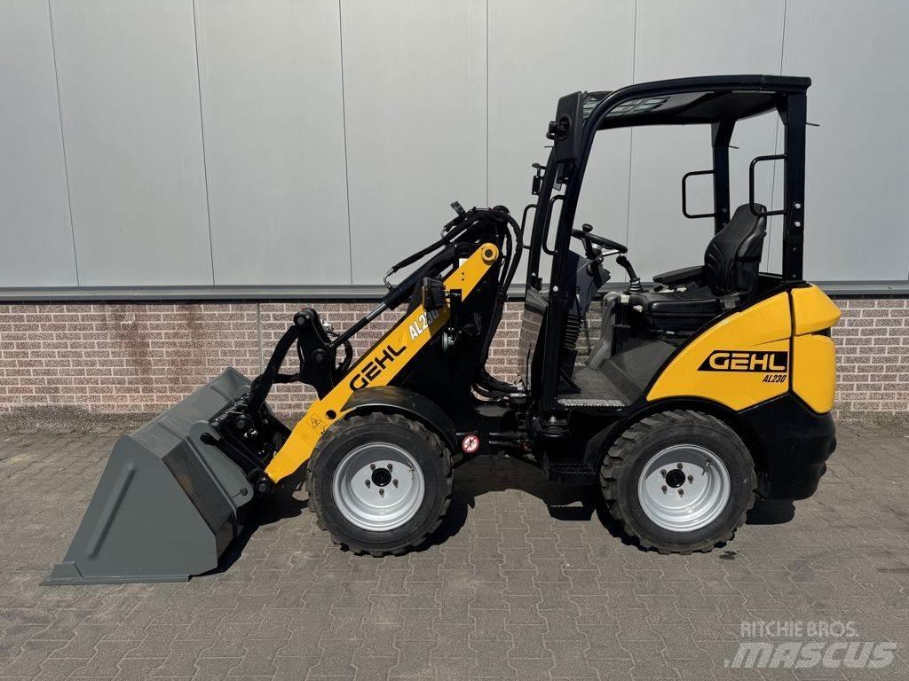 Gehl AL230 Pale gommate