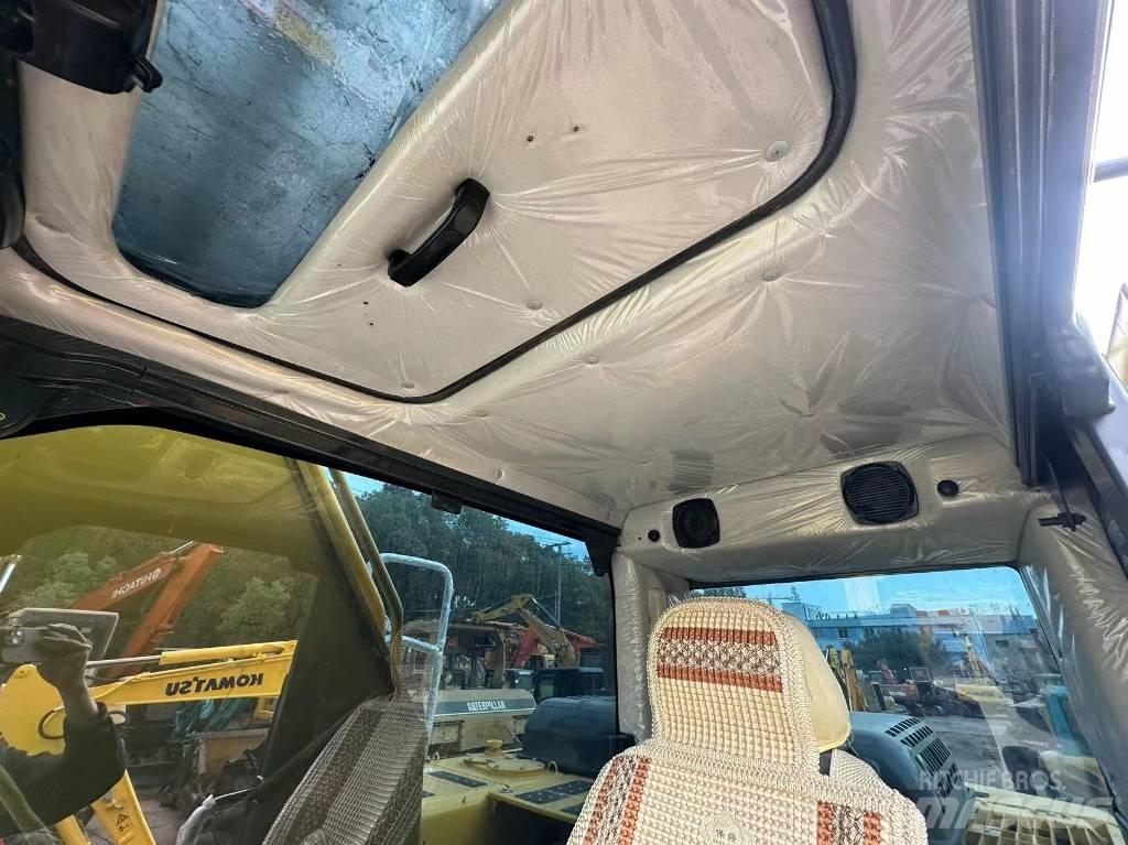 Komatsu PC 220 Escavatori cingolati