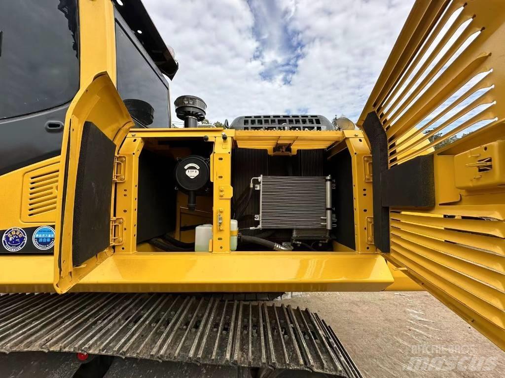 Komatsu PC 220 Escavatori cingolati
