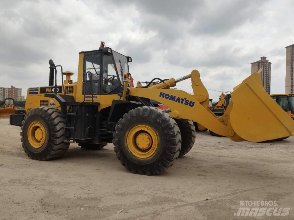 Komatsu WA470-3 Pale gommate