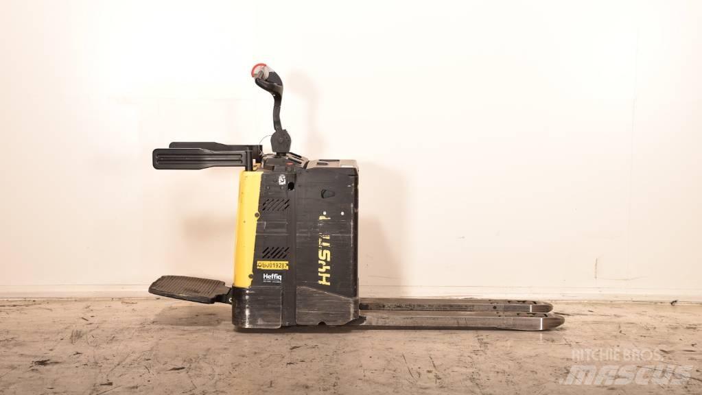 Hyster P 2.0 S Carrelli elevatori bassi a piattaforma