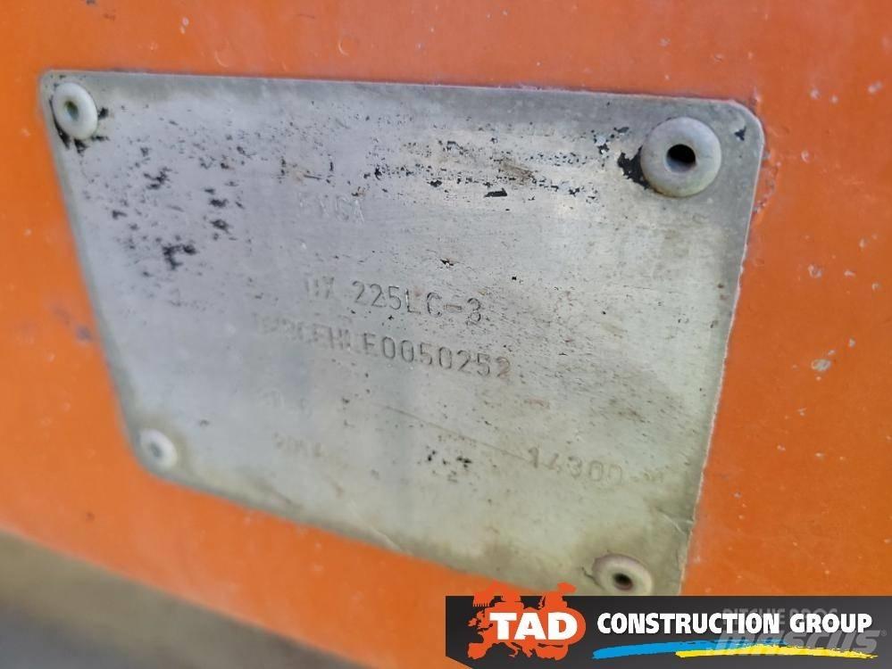 Doosan DX 225 LC-3 Escavatori cingolati
