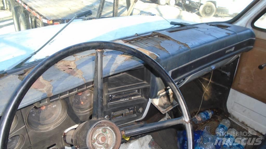 GMC Topkick Autocarri per segatura e cippato