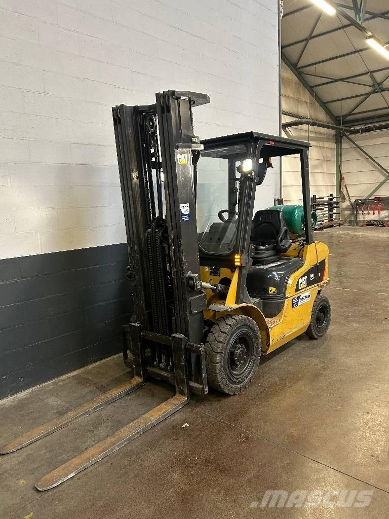 CAT GP 25 N Carrelli elevatori GPL