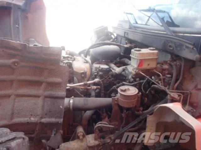 Hino 185 Camion con sponde ribaltabili
