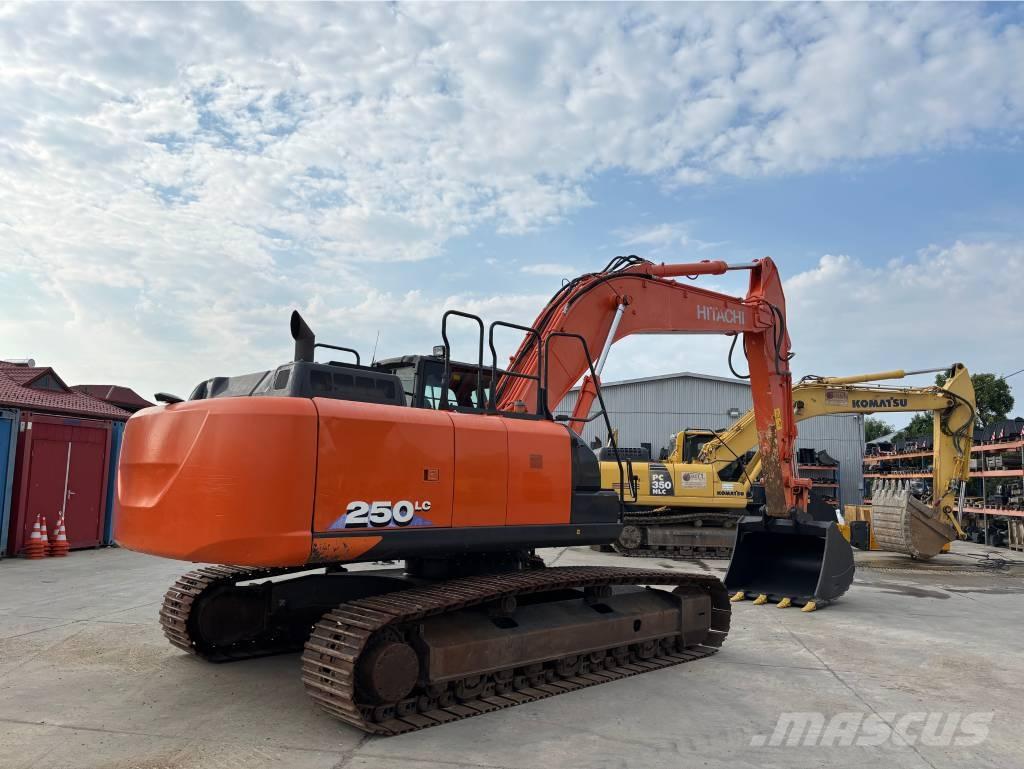 Hitachi ZX 250 LC-6 Escavatori cingolati
