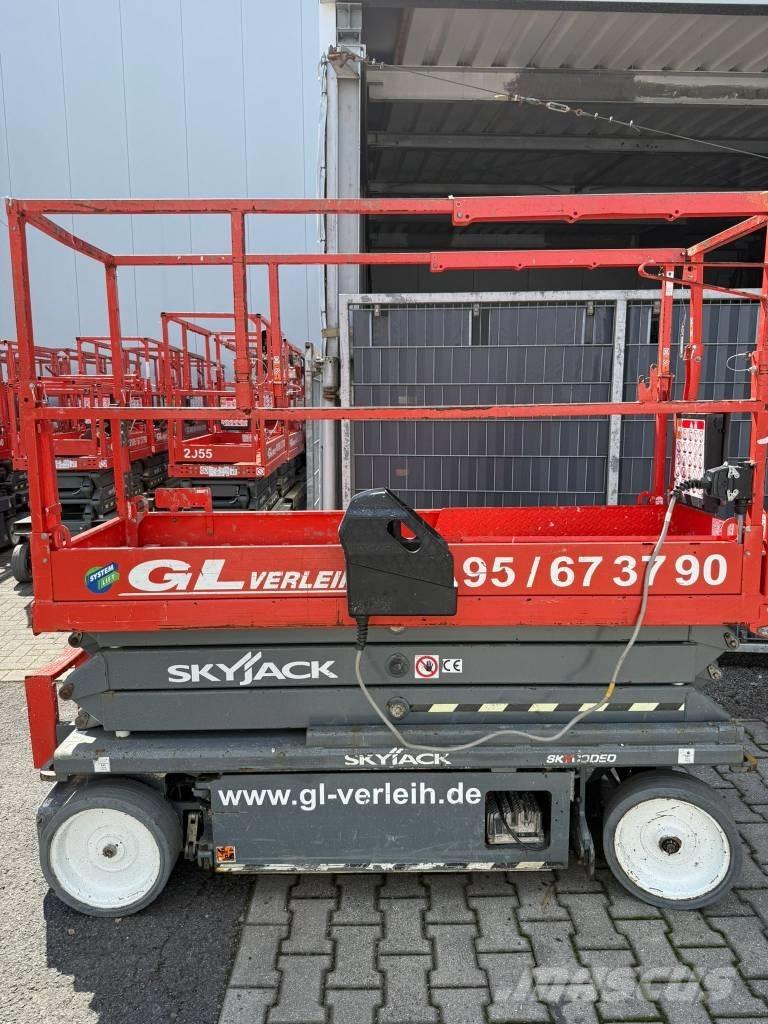 SkyJack SJ 3220 Piattaforme a pantografo