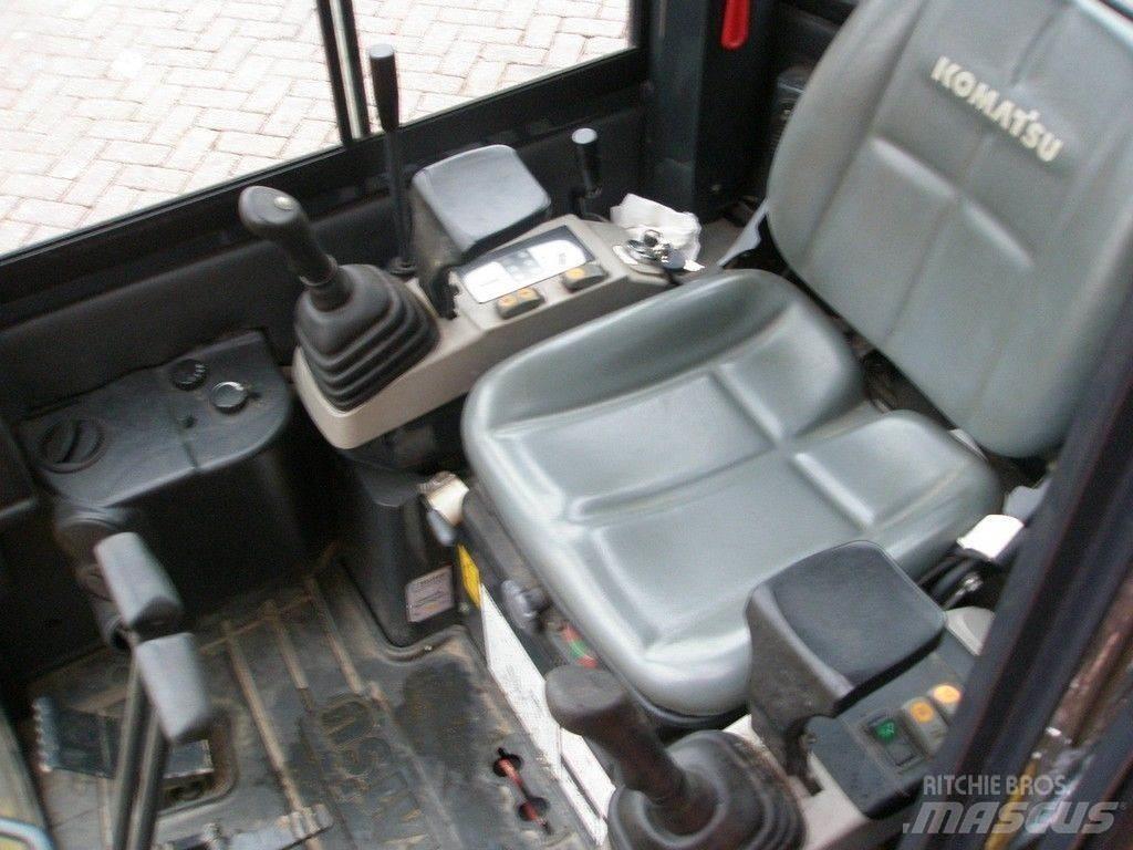 Komatsu PC16R-3HS Miniescavatori