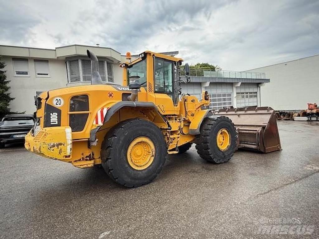 Volvo L110G Pale gommate