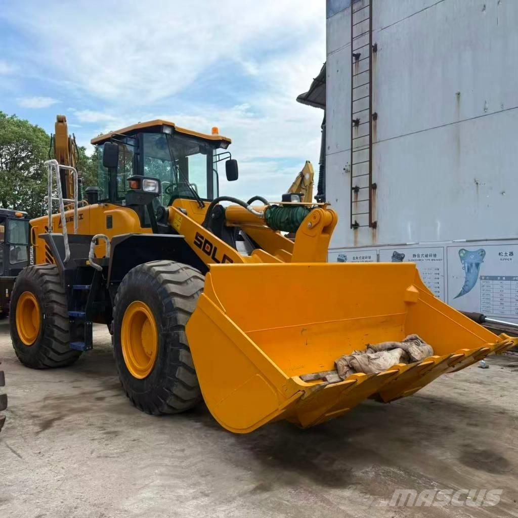 SDLG LG 956 L Pale gommate