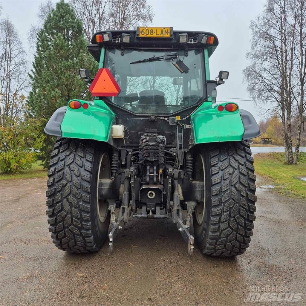 Valtra T182 Versu Trattori