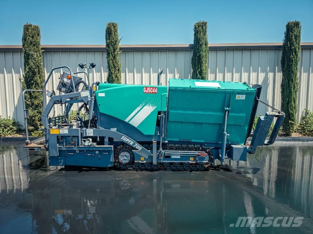 Vögele Super 700 Finitrici