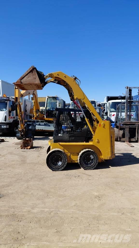 CAT 216 B Mini pale