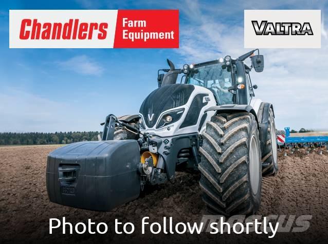 Valtra T 215 Trattori