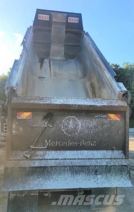 Mercedes-Benz 3951K Mini dumper