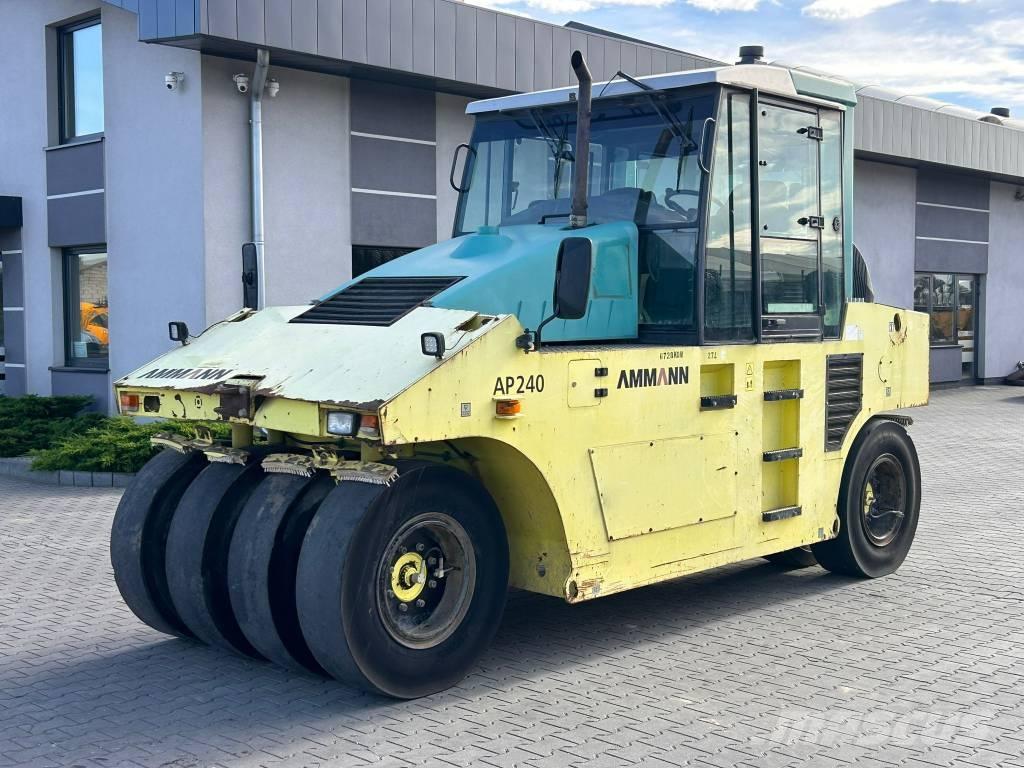 Ammann AP 240 Rulli gommati