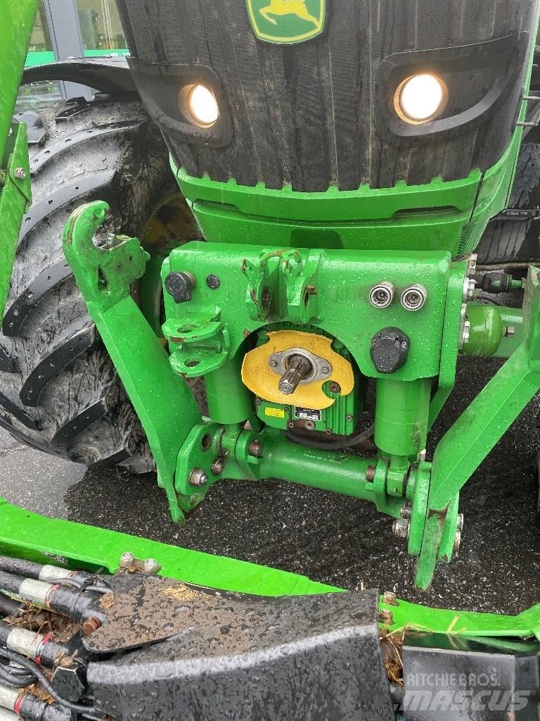 John Deere 6140R Trattori