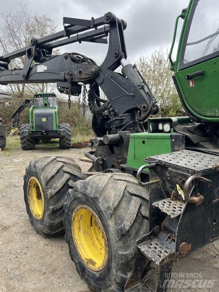 John Deere 1170 E Abbattitrici, Disboscatrici
