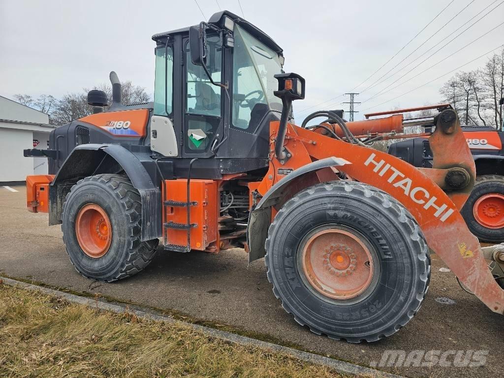Hitachi ZW180-6 Pale gommate