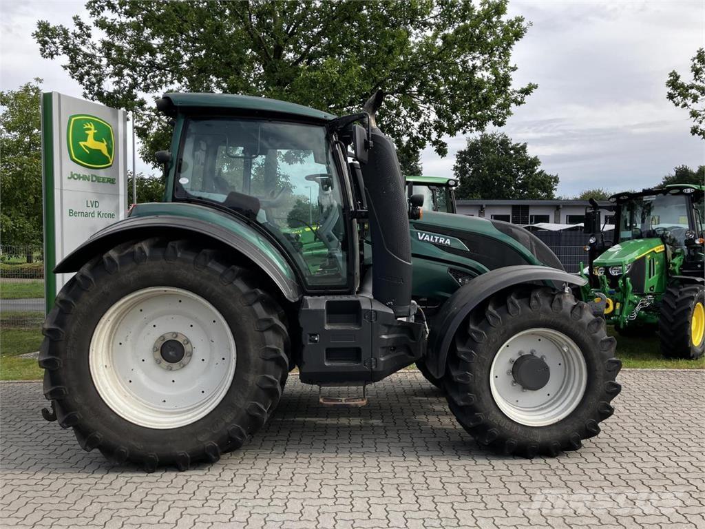 Valtra T174 Versu Trattori