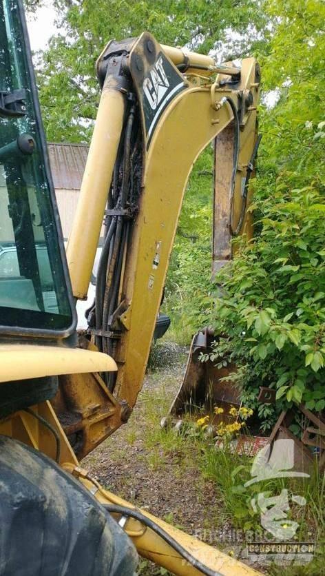CAT 420 D Terne