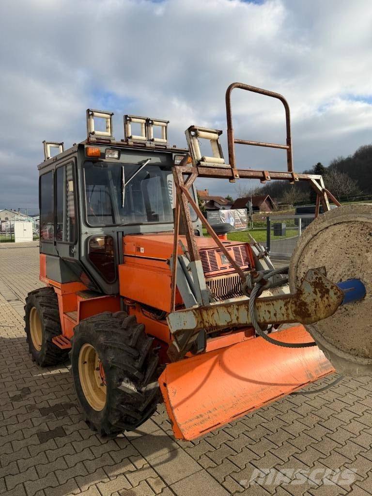 Ditch Witch 8020 T Scavafossi