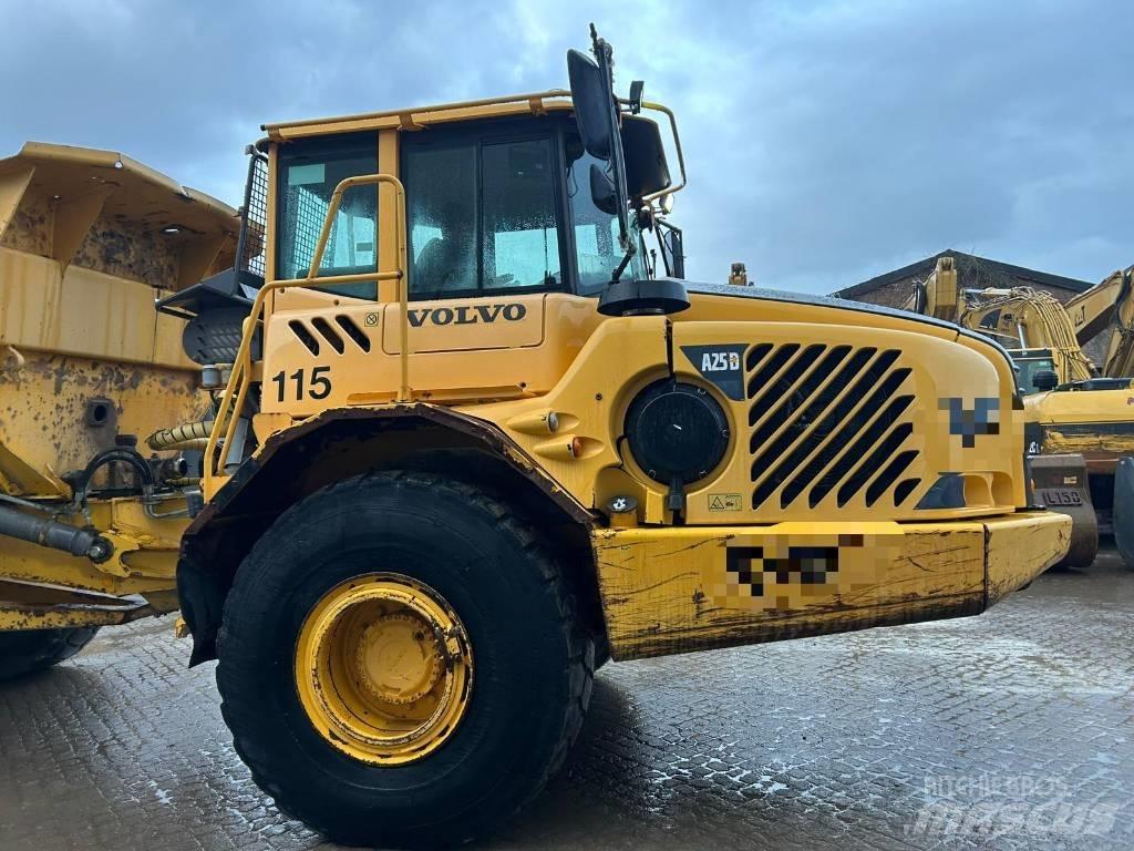 Volvo A 25 D Dumpers articolati