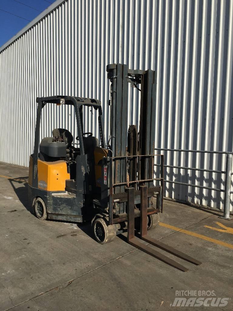 Aisle-Master 20SE Elevatore passaggio stretto