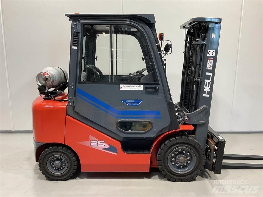Heli CPYD25 Carrelli elevatori GPL