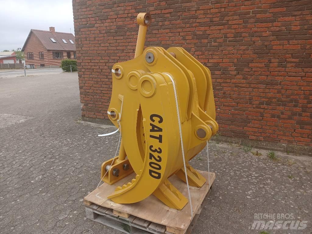 CAT 320 Escavatori cingolati