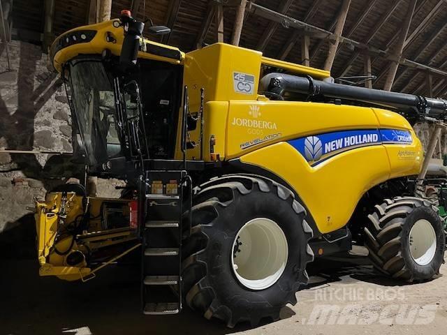 New Holland CR10.90 Mietitrebbiatrici