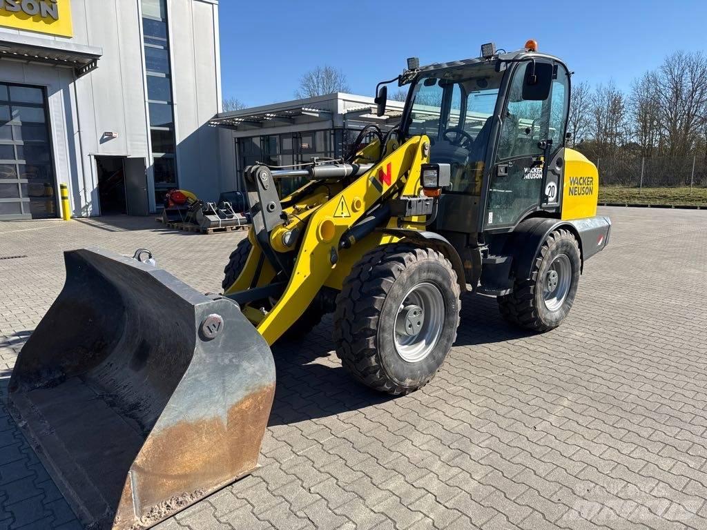 Wacker Neuson WL 70 Pale gommate