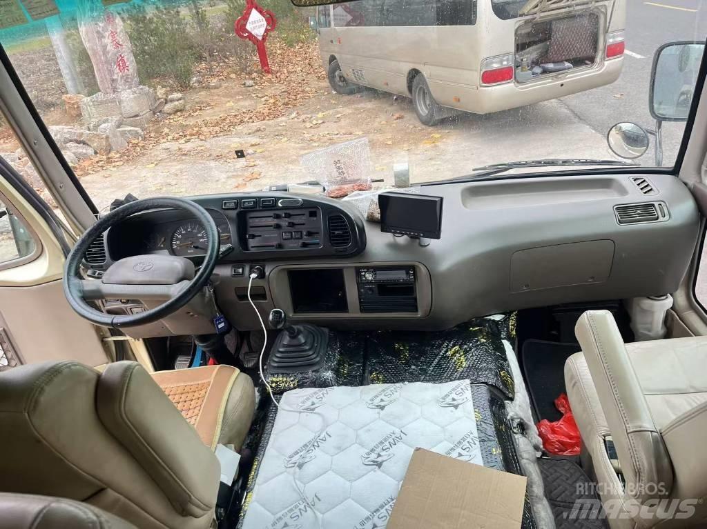 Toyota Coaster Autobus interurbani