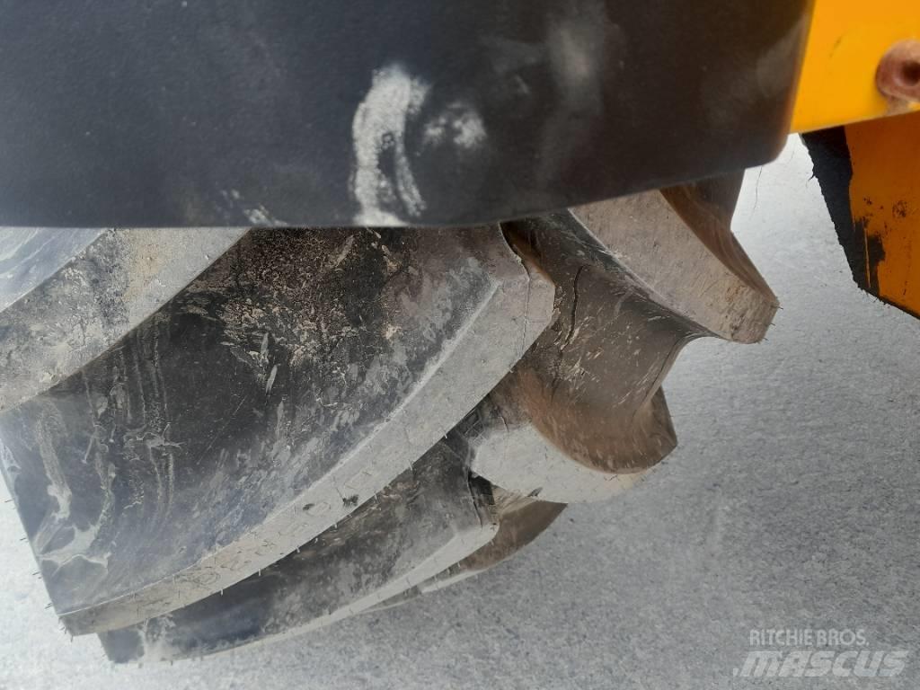 JCB 427 Pale gommate