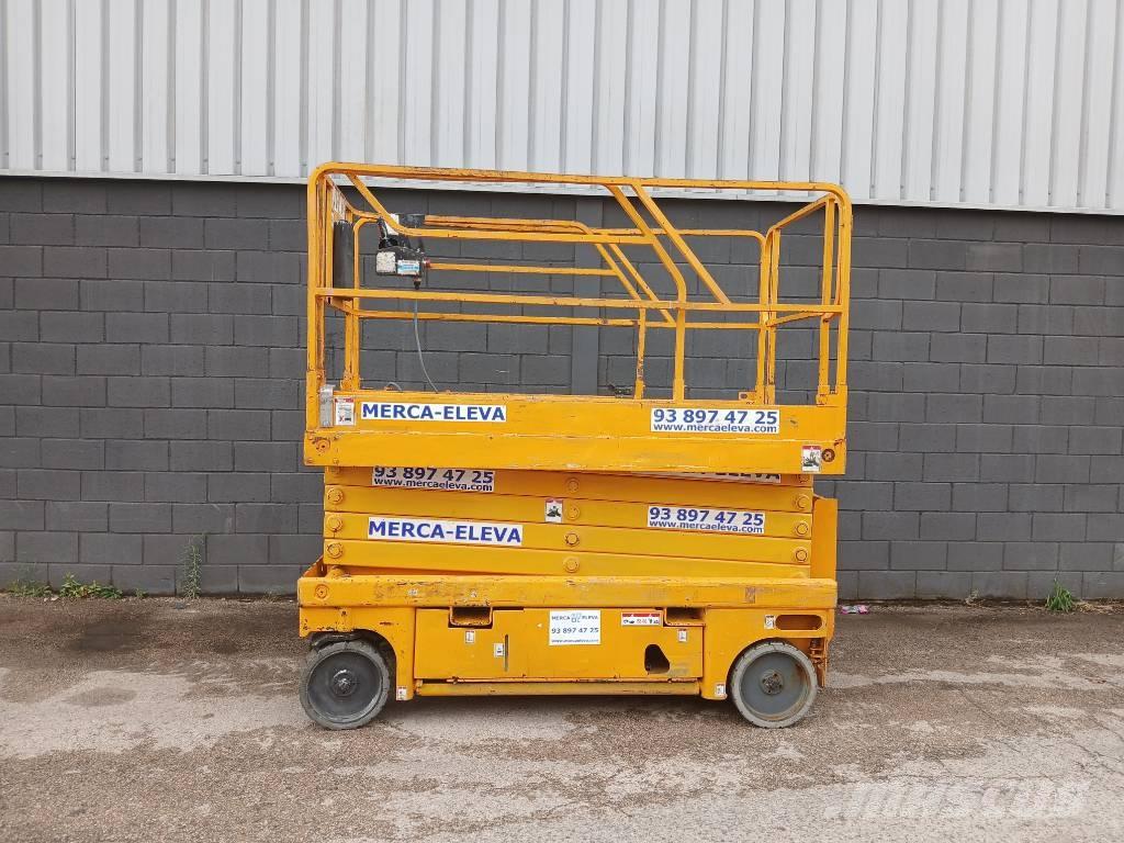Haulotte Compact 12 Piattaforme a pantografo