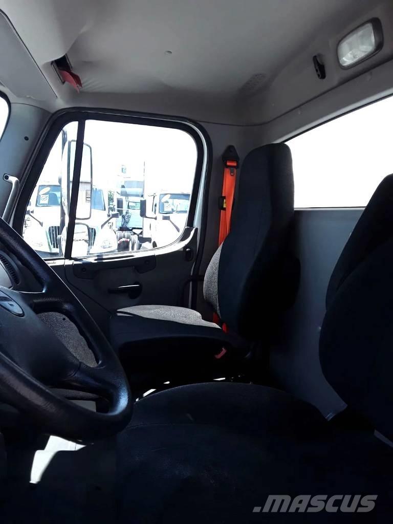 Freightliner M2 Camion per la consegna bevande