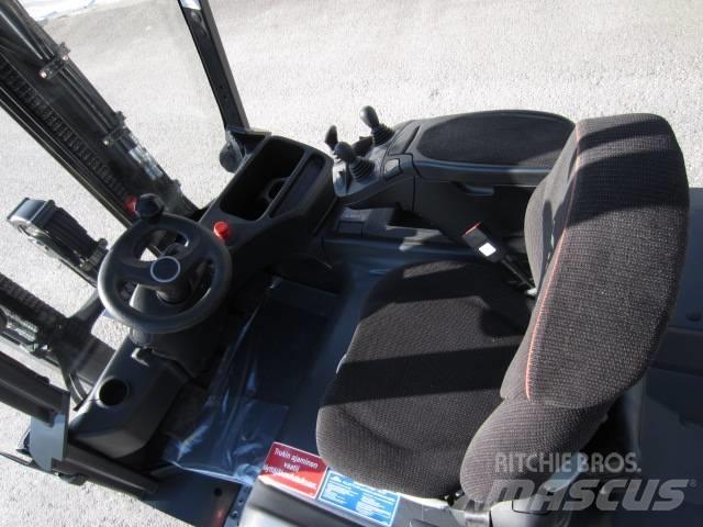 Linde E25L Carrelli elevatori elettrici